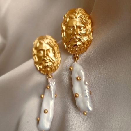 Jesus With Pearl dangle earring, Brass with 18k gold plated